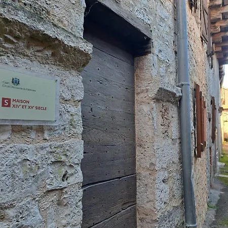 Maison De La Plume *