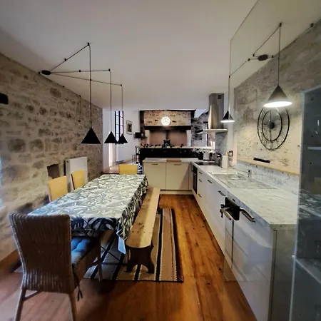 Maison De La Plume Dom wakacyjny *