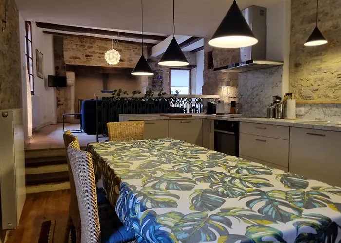 Maison De La Plume * 카자르크